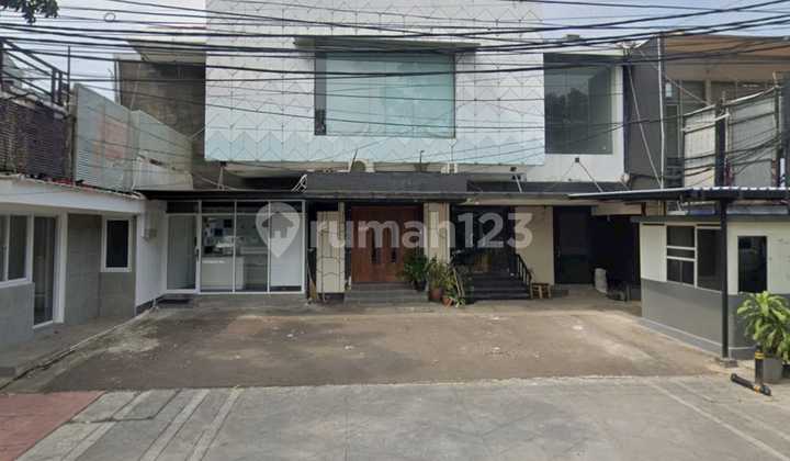 Commercial Building for Rent, Prime Location in Senopati Area.