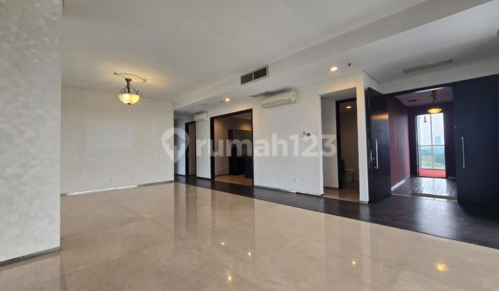 Dijual Nego Sampai Deal 4BR Apt. Nirvana Private Lift Unfurnished
