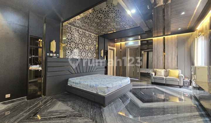Dijual Rumah Sultan Mewah Super Luas Ragunan Jakarta Selatan