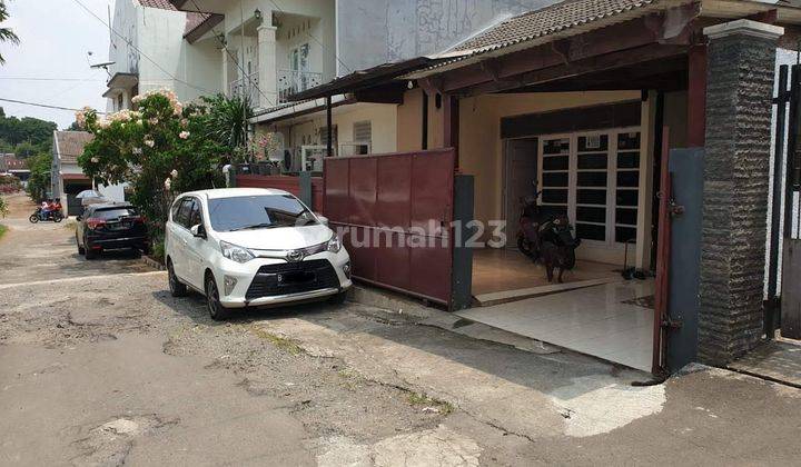 Rumah Bagus Unfurnished HGB di Cimanggis, Depok 2