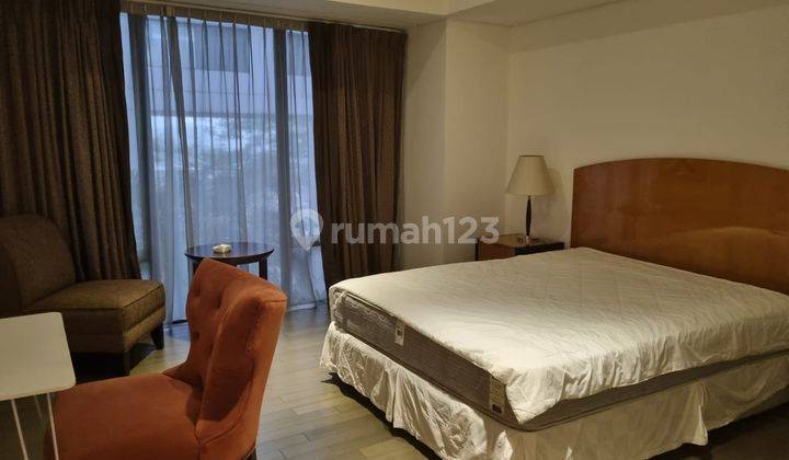 Apartement Verde 2 BR Furnished Bagus 2