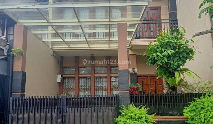 Rumah 3 Lantai Bagus SIAP HUNI DI SARI JADI BANDUNG 1