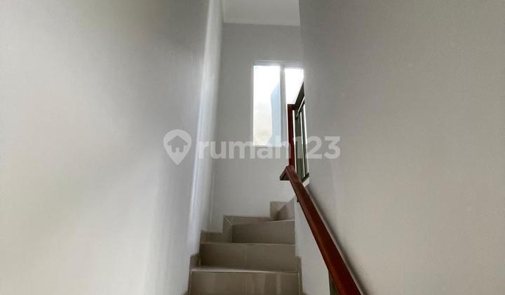 Disewakan Rumah Cluster Malibu Gading Serpong 2