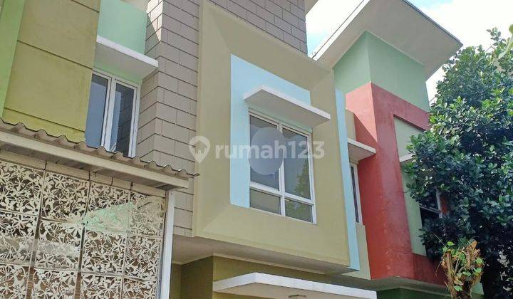 Disewakan rumah 2 lantai murah cluster Arcadia gading serpong 1