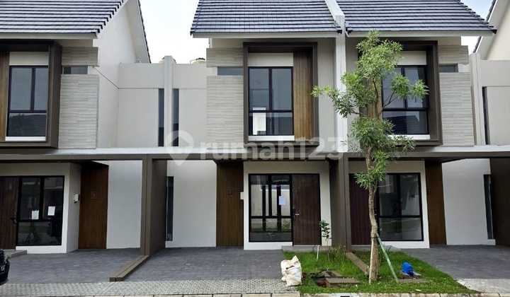 Disewakan Rumah 2 Lt Cluster Aeris Ciputra Disewakan Rumah 2 Lt Cluster Aeris Ciputra