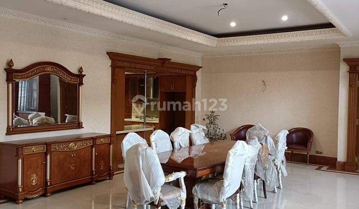 Dijual Rumah Mewah di Pondok Indah, Jakarta Selatan 2 Lantai, Kolam Renang, Harga Rp 47,5M  2