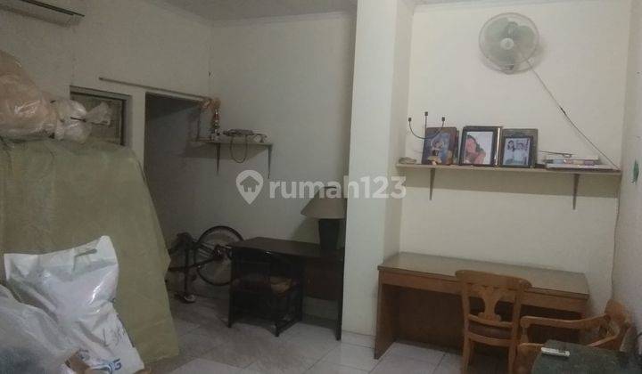 Rumah Premium di Jakbar 4 Lantai, 8 Kamar, Shm, Harga Terbaik Rp 9,5M 2