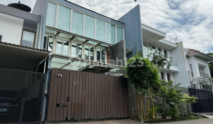 Rumah 4 Lantai Taman Permata Buana - LT 200 M², SHM, Carport 2 Mobil