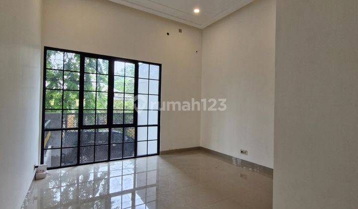 Rumah Luas Mewah di Tomang, Jakbar 313 M², Lokasi Strategis, Rp 17 M Nego  2