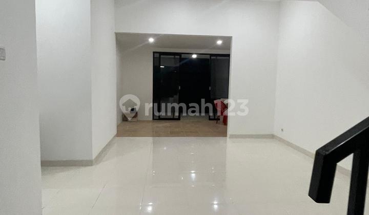 Rumah Siap Huni Kamar Utama Besar Carport 2 Discovery Bintaro Rumah Siap Huni Kamar Utama Besar Carport 2 Discovery Bintaro