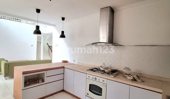 House Sector 9 Bintaro Wide Street 4 Car Carport 4 Minimal Renovation