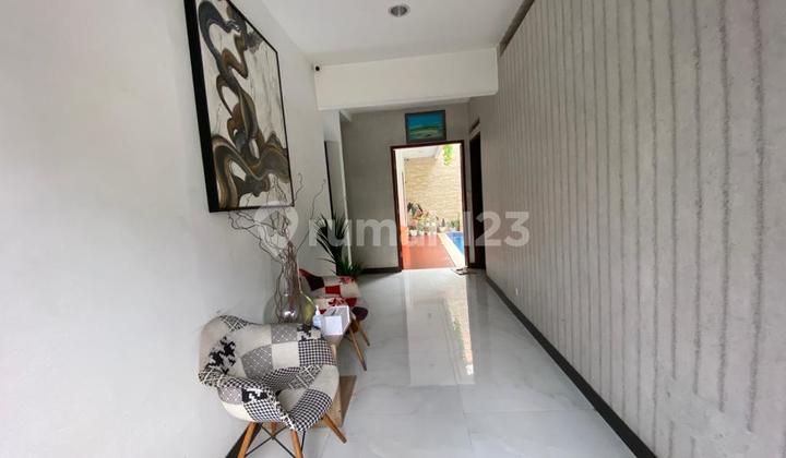 Semi-Furnished House with Swimming Pool in Sector 9 Bintaro | KH 2