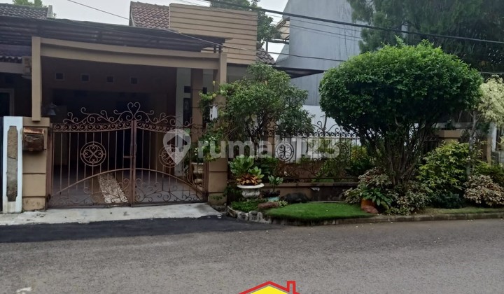 Affordable Price! Ready-to-Occupy Minimalist House in Graha Bintaro | KH 2