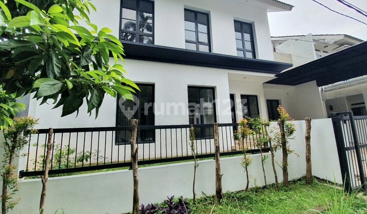 Nice House in the Comfortable Cluster of Sector 9 Bintaro, Ready to Occupy | KH 2