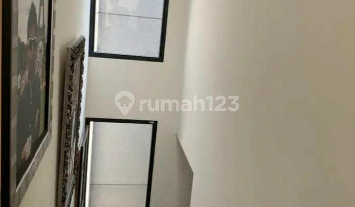 Jual Cepat Rumah Fully Furnished di Lokasi Premium Bintaro Sektor 7 | KH 2