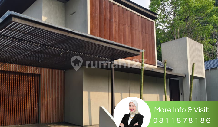 Rumah Luxury dengan Swimming Pool di Bintaro Sektor 9 | KH