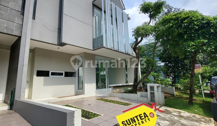Rumah Eksklusif di Kawasan Elit Bintaro, Privasi & Kenyamanan Maksimal (IA) Rumah Eksklusif di Kawasan Elit Bintaro, Privasi & Kenyamanan Maksimal (IA)