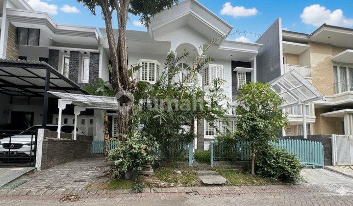 Rumah 2 Lantai Dijual Sangat Strategisdan Termurah 1