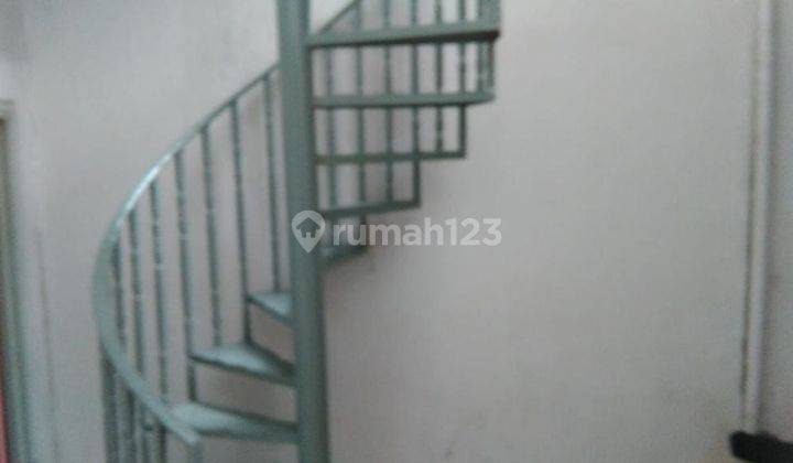 Dijual Rumah 2 Lantai Lokasi Di Sawah Besar, Jakarta Pusat 2