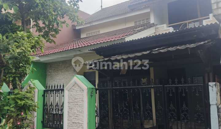 Jual Rumah Siap Huni Bersih dan Rapi Lokasi Dalam Komplek Pondok Kopi Dekat dengan Rumah Sakit Bebas Banjir Jakarta Timur