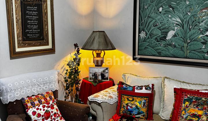 House & Office Special Design in Kelapa Gading