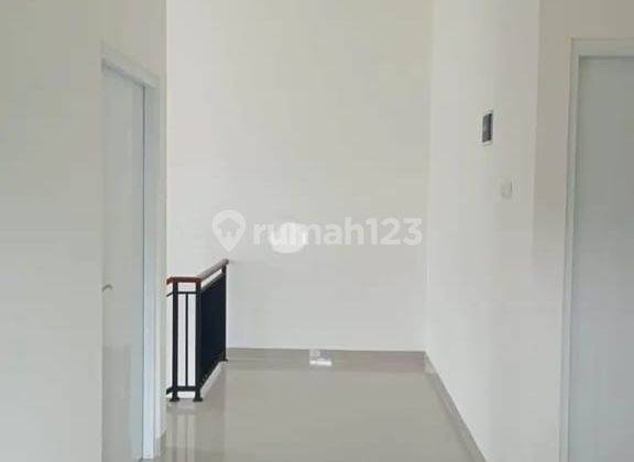 D Jual Rumah Baru Model Minimalis 2Lt Lokasi Hoek,jalan 2mobil Kavling Dki Pondok Kelapa Jakarta Timur 2