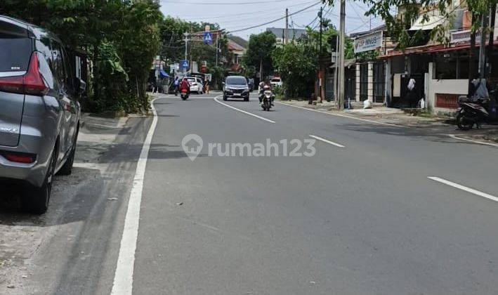 D jual rumah pinggir jalan lokasi bagus untuk tempat usaha dan ruko Buaran jakarta timur 2