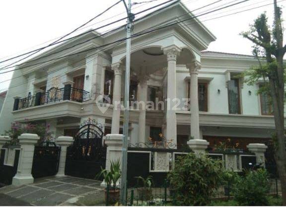 Dijual Rumah Mewah Klasik Modern Lokasi Hoek Rawamangun, Jaktim 1