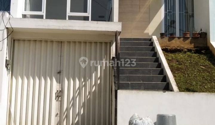 Rumah murah over kredit Padalarang kota baru Parahyangan Bandung  1