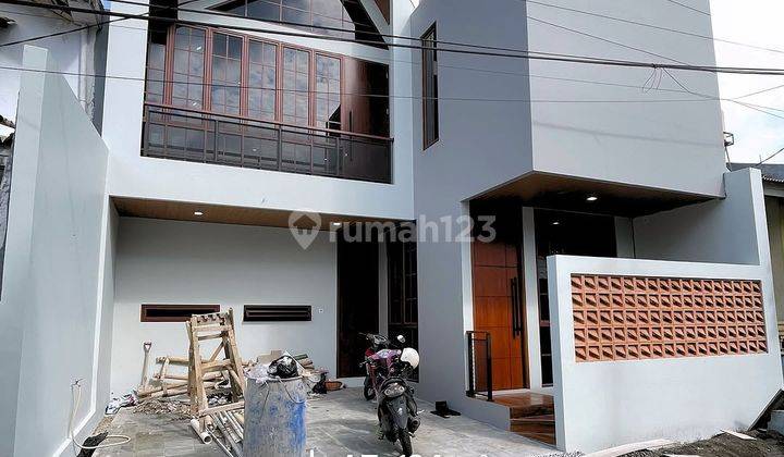 Jagakarsa Jakarta Selata Modern Minimalis House 1