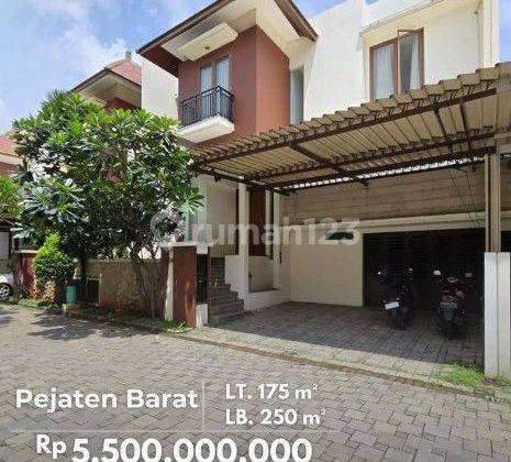 Secondary House At Pejaten South Jakarta 1