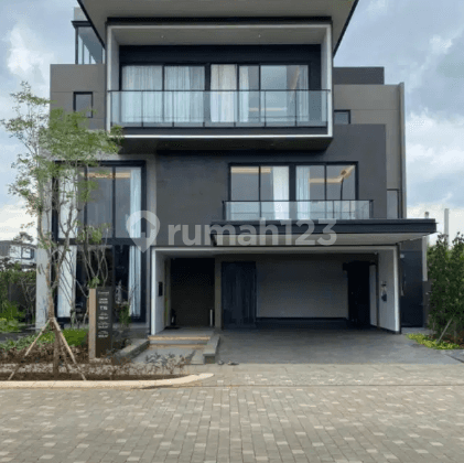 Dijual Rumah Sultan One Stop Living di Layton Navapark Bsd 1