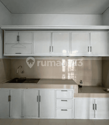 Disewakan Perumahan baru 2 lantai didalam townhouse  2