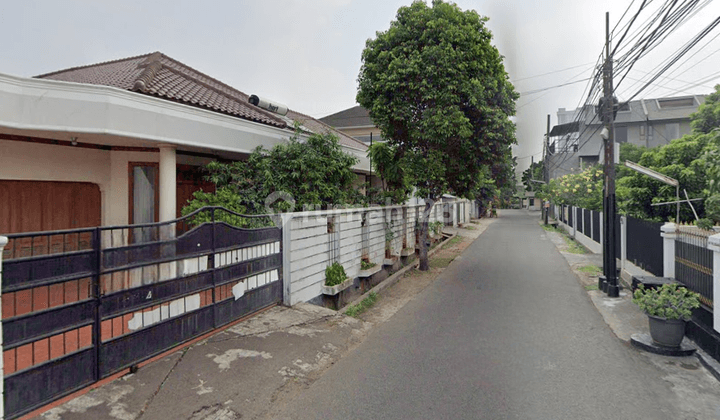 Dijual Cepat Rumah Besar di Tengah Kota Jakarta Selatan 1