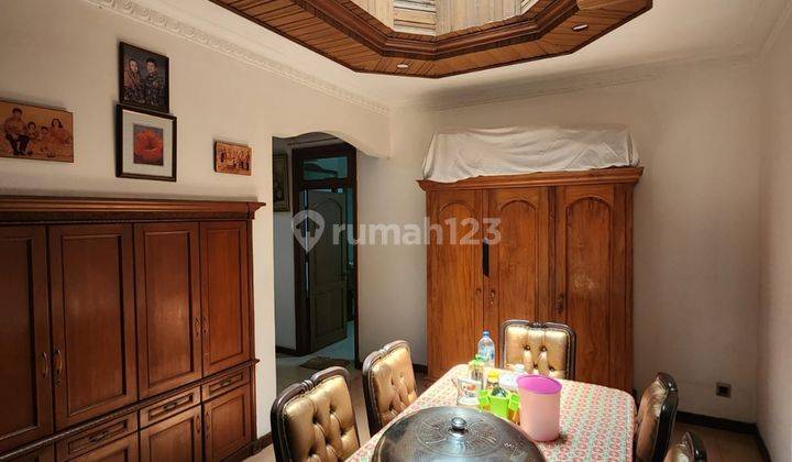 Dijual Rumah di Kebayoran Lama Dekat Gandaria City 2