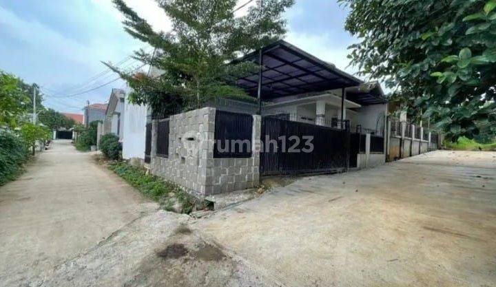 Dijual Rumah Hanya 9 Menit Ke Pintu Tol Desari di Jl Tapak Limo 1