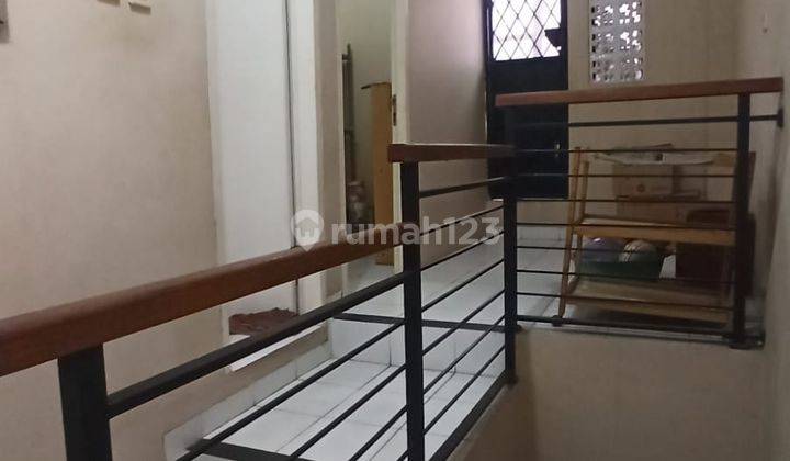 Rumah Dijual Full Renovasi di Regency Melati Mas Bsd 2