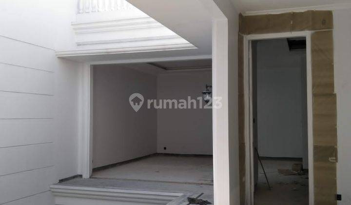 Rumah Mewah di Adhyaksa Lebak Bulus Jakarta Selatan 2