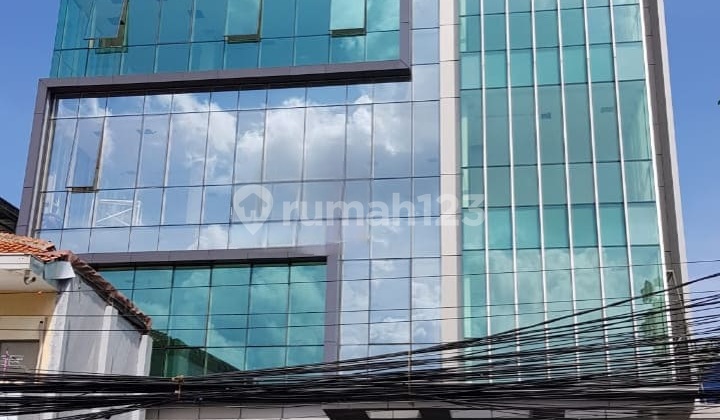 Building in Mampang Prapatan, South Jakarta