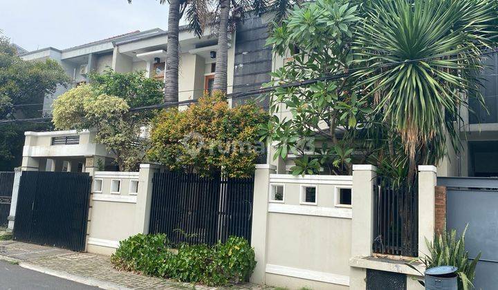 Rumah Luxury  2 Lantai Di Cipete Jakarta Selatan 1