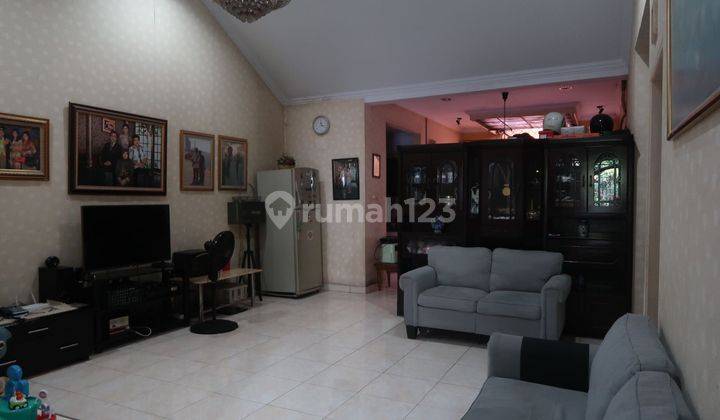 Dijual Cepat Rumah Strategis di Taman Royal, Dekat Fasilitas  1