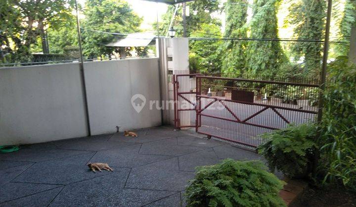 For Rent Kemang Rp 370 million/year oke for office.  2