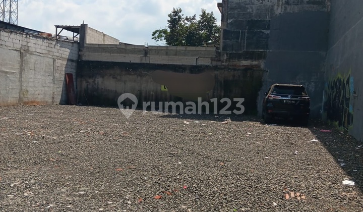 Commercial Land by the Roadside in Pondok Aren Commercial Land by the Roadside in Pondok Aren