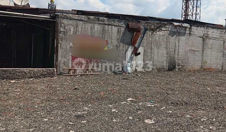 Commercial Land by the Roadside in Pondok Aren Commercial Land by the Roadside in Pondok Aren