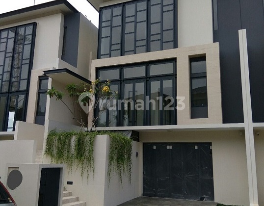 Rumah Full Furnish Navapark Bsd City Tangerang