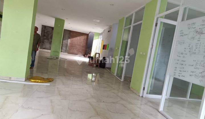 Ruang Kantor Dan Usaha Di Graha Raya Bintaro 2