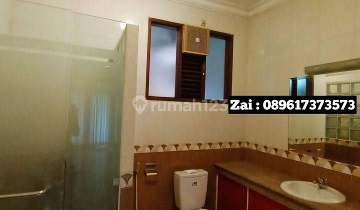 Kemang - Dijual Rumah Hitung Tanah Area Prime Di Kemang Jakarta Selatan Rumah di Kemang 2