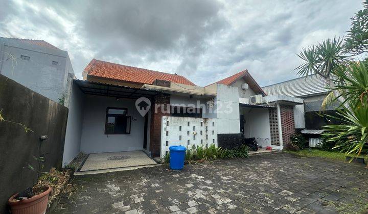 Rumah Semi Furnished Kontrakan Bagus HS - Hak Sewa di jalan tukad balian renon , Renon 1