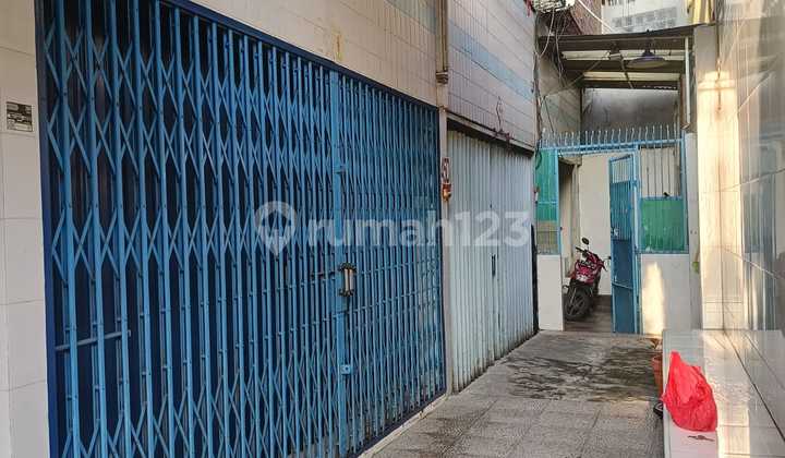 Ruko Rapih Siap Huni Di Jelambar Utama, Jakarta Barat