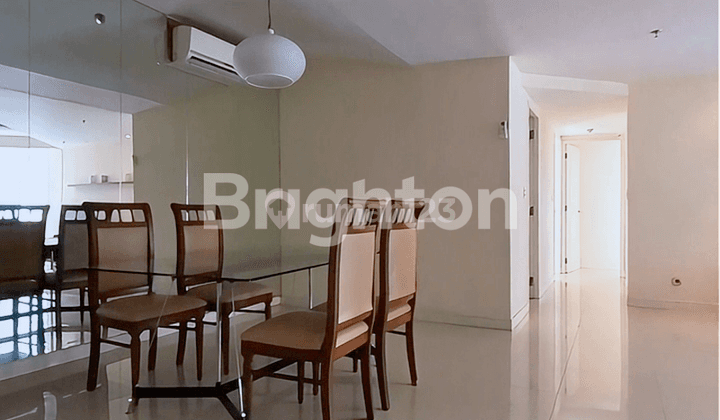 Apartemen 3 Br, 146m2. fasilitas Bintang 5 Condominium Taman Anggrek, Jakarta Barat 2